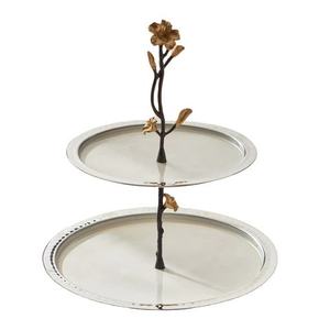 Support à gâteau moderne en bois à prix abordable avec finition émaillée, écologique et non toxique, avec couvercle décoratif en dôme pour gâteaux de mariage et de Noël - Product Image 3