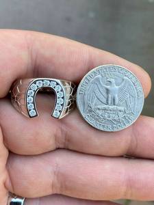 Anillo de Compromiso Minimalista de Plata de Ley Maciza de Alta Calidad con Diseño de Herradura y Topacio, Joyería Fina Unisex - Product Image 6