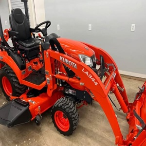 Tracteur compact Kubota BX2380 de qualité supérieure avec tondeuse à montage central, facile à utiliser, moteur fiable et prix de gros disponible - Product Image 3