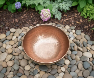 ชามทองแดงตีลายขนาดใหญ่สำหรับตกแต่งสวน พร้อมขาตั้งกันลมสำหรับนกอาบอาวน - Product Image 2