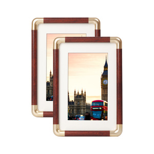Cadre photo décoratif de bureau en PVC imitation bois, style chinois, 6 pouces, avec bordure en cuivre et <span class=keywords><strong>coins</strong></span> arrondis – Vente en gros - Product Image 1