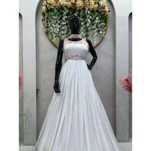Robe de soirée de créateur Gown et Dupatta avec fil et séquence Travail Taille XL - Product Image 3