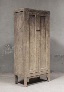 Mueble de Almacenamiento para Sala de Estar, Gabinete Rústico de Madera Sólida con Puerta de Panel Plano y Acabado Antiguo - Product Image 3