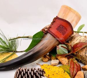 Corne à boire authentique pour les cérémonies et la décoration d'inspiration médiévale et viking Corne à boire artisanale - Product Image 2