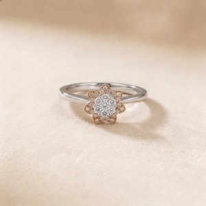 Bague en or blanc 9 carats avec diamant rond de 1,20 carat, motif floral de lotus, pour femme, bijoux fins sur mesure - Product Image 1