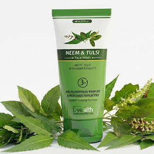 Nettoyant visage en gel premium au Neem et au Tulsi pour un nettoyage en profondeur, un contrôle du sébum et une peau saine et éclatante (pour femmes) - Product Image 5