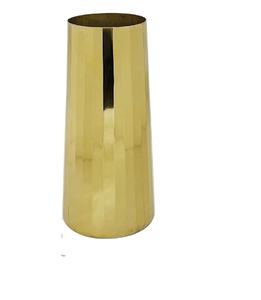 Gran forma personalizada de metal dorado para decoración del hogar, florero de metal, mesa auxiliar para el hogar, florero decorativo - Product Image 1