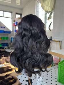 8-30 pouces texture de vague de corps 13x4 cheveux humains perruque vietnamienne 180% densité cheveux vietnamiens bruts pour les femmes corps ondulé pas cher prix - Product Image 2