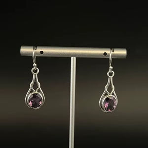 Boucles d'oreilles éternité en améthyste, argent sterling 925, faites à la main, style celtique, bijoux élégants, cadeau pour femme - Product Image 1