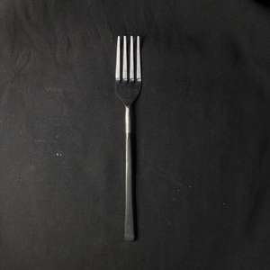 Ensemble de couverts 4 pièces pour mariage, restaurant, hôtel, Kitechnware, manche noir avec revêtement poudré, durable, passe au lave-vaisselle - Product Image 5