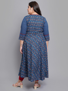 Blue Cotton Pintucks Anarkali Kurti With Floral <b>Print</b> Round Neck And Three Quarter Sleeves For Plus Size Women's Wear - Product Image 3