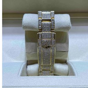 Reloj de Joyería Hip Hop con Diamantes Moissanite Cultivados en Laboratorio, Corte Redondo VVS, Correa de Goma, Reloj Mecánico Hecho a Mano - Product Image 3