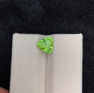 Natural <b>Peridot</b> Gemstone Green Excellent Rare Grade Triliion Cut Loose Gemstone for <b>Ring</b> August Birthstone Jewelry Making Supply - Product Image 2