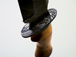 Couteau de chasse multifonctionnel à lame fixe motif Damas de qualité supérieure, couteau de camping en bois pour l'extérieur, logo personnalisé OEM/ODM, garantie 3 ans - Product Image 4