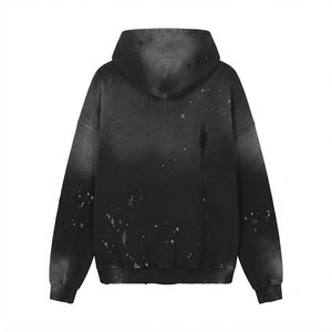 Sweat-shirt à capuche noir surdimensionné personnalisé pour homme, en coton French Terry, avec impression par pulvérisation et effet délavé, poche, coupe classique, style automne, meilleures ventes - Product Image 2