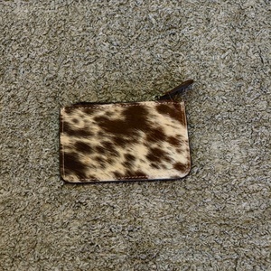 2026 Wholesale New Arrival Venus LeathersWere Women's Floral Decorated Hand <b>Tooling</b> Genuine <b>Leather</b> RFID Blocking Wallet - Product Image 3
