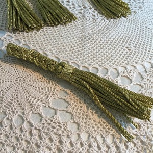 Anneau de serviette en macramé vert simple pour la décoration de table à manger à la maison, accessoire élégant pour la mise en scène de la table de cuisine, vente en gros depuis l'Inde - Product Image 3
