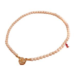 Collier de perles d'eau douce à la mode avec un design rétro, boucle en forme de fleur polyvalente pour le dîner - Product Image 5