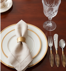Ensemble de couverts bohèmes avec manche en plumes, en acier inoxydable, passe au lave-vaisselle, design élégant doré pour mariage - Product Image 4