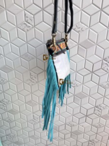 Sac à main transparent à franges de créateur, élégant, en cuir sculpté à la main, couleur turquoise tournesol, pour femmes - Product Image 2