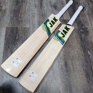 Bate de Críquet de Madera de Sauce Inglés, Mango Corto, Peso Ligero, Bate de Críquet de Madera de Sauce Inglés para Interiores y Exteriores, Bates de Alta Calidad - Product Image 2