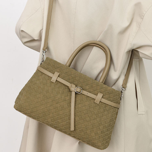 Luxury <b>Woven</b> Lady Casual <b>Tote</b> <b>Bag</b> Two Shoulder Straps Magnetic Closure Classic Diamond Lattice Design Portable Durable Daily Use - Product Image 5