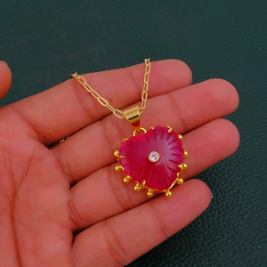 Collar con Colgante de Jade Rubí en Forma de Corazón, Cadena de Latón Chapada en Oro, Joyería Romántica para Mujer, Uso Diario - Product Image 3