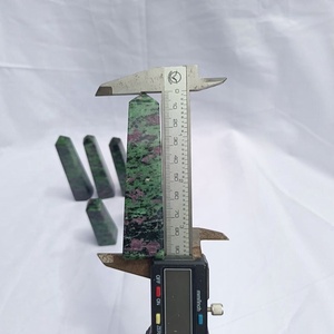 Torre de Zoisita Rubí Natural |   Obelisco de Cristal de Rubí Zoisite Pulido |   Piedras Preciosas Verdes y Rojas de Alta Calidad para Feng Shui, Venta al Por Mayor - Product Image 2