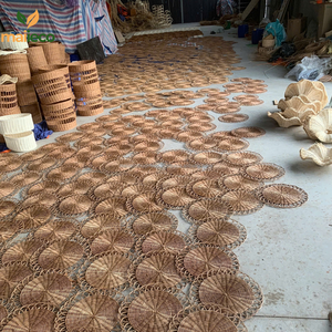 Napperon rond en forme de fleur en rotin naturel de style classique de l'usine du Vietnam pour articles de cuisine de restaurant de vaisselle - Product Image 6