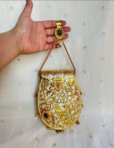 Pochette à rabat en métal faite à la main avec motif floral, pierre verte, gemme rouge, chaîne, élégante, pour soirée, porte-téléphone portable - Product Image 5