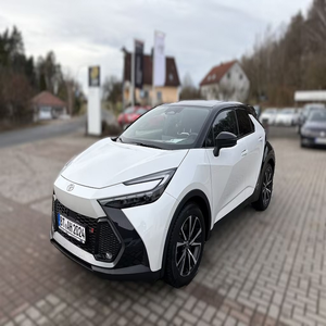 Toyota CHR 2.0 Híbrido AWD GR SPORT Premiere, SUV Compacto con Volante a la Derecha, Crossover Híbrido, Eficiente en Consumo de Combustible, Diseño Moderno, Japonés - Product Image 2