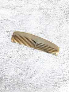 Peine de Cuerno de Vaca Hecho a Mano con Forma Natural, Moderno, Duradero, Ecológico, Arte y Coleccionismo, Regalo Empresarial, Decoración del Hogar, Artesanía Natural - Product Image 5