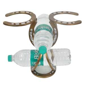 Soporte Decorativo para Botellas, Estilo Herradura Antigua de Latón, Exhibidor de Vino, Fácil de Transportar, Decoración para Barra de Casa, Mesa o Encimera - Product Image 1