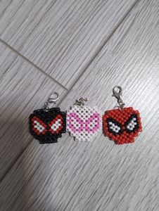 Artisan Crafted Hand Woven Beaded Spider Man Mask Hero Theme <b>Bag</b> Charm Set For Kids Backpack Premium Accessory - Product Image 5
