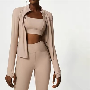 Ensembles de vêtements de yoga sans couture pour femmes - Shaghaf Sports - Product Image 1