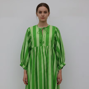 Vestido Boho Mini de Algodón 100% con Rayas Florales Verdes para Mujer, Hecho a Mano en India, Corte Regular, Casual, Verano - Product Image 1