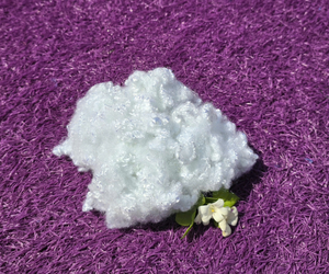 Fibra de Poliéster Reciclada HCS (Siliconizada Hueca Conjugada) de 7Dx64mm, Material de Relleno Antiestático y Antidistorsión para - Product Image 6