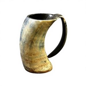 Jarra de Cerveza Vikinga Decorativa de Cuerno Pulido Antiguo, Reutilizable, Artesanía Natural, Grabado de Logotipo Personalizado, Apta para Lavavajillas y Microondas, Regalo de Cumpleaños - Product Image 1