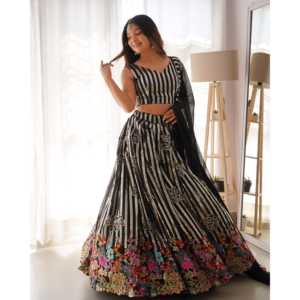 Designer Thread and Sequence Work Party Wear Saree para vestimenta profesional - Product Image 2