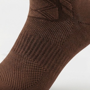 Calcetines de Ciclismo Personalizados, Transpirables, Deportivos, para Hombre y Mujer, para Ciclismo de Carreras, que Absorben la Humedad, de Secado Rápido, con Colores Personalizados - Product Image 5