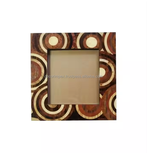 Cadre photo en bois fait à la main Décoration murale élégante avec un design naturel Cadres en bois uniques et créatifs - Product Image 1