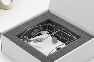 Porte-serviettes en métal avec motif floral, design moderne, sur pied, parfait pour une utilisation sur table, ustensiles de cuisine, usage domestique et hôtelier - Product Image 4