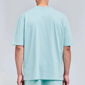 T-shirt Homme Rouge 280 GSM Coupe Ample Streetwear Imprimé Graphique Épaules Tombantes Coton Coupe Boxy Logo Personnalisé - Product Image 3