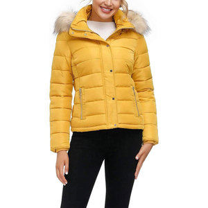 Veste matelassée rembourrée pour femme de qualité supérieure, dernier design, avec capuche en fourrure, nouvelle arrivée, vêtements d'hiver respirants, veste matelassée - Product Image 3