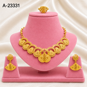 Parure de bijoux de mariée classique en alliage de cuivre plaqué or 24 carats, collier et boucles d'oreilles en forme d'éventail avec incrustation de zircon, bijoux de mariage pour femmes - Product Image 4