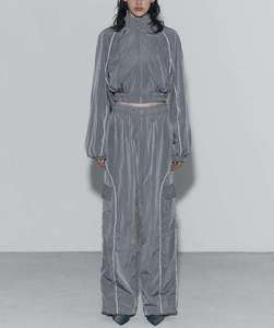 Chaqueta Deportiva Impermeable y Cortavientos Personalizada 2026 de Alta Calidad para Mujer, con Cierre y Rayas, Transpirable, OEM - Product Image 1