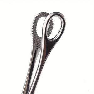 Pinza quirúrgica de acero inoxidable para sujetar esponjas Forster, para perforaciones corporales y apósitos, con certificación ISO - Product Image 3