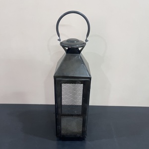 Farol Decorativo de Hierro Forjado L559 con Asa, Acabado Antiguo, para Decoración del Hogar en Ramadán, Navidad y Pascua - Product Image 3