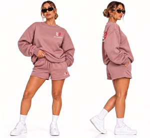 Ensemble survêtement molletonné rose personnalisé pour femme, en polyester/coton, avec short et sweat-shirt à col ras du cou et épaules tombantes, fermeture à cordon de serrage - Product Image 3