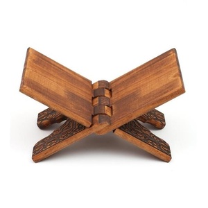 Support de livre sacré en bois de sheesham sculpté à la main, moderne et durable, pour la lecture du Coran/de la Bible/de la Gita et la décoration de bureau - Product Image 2